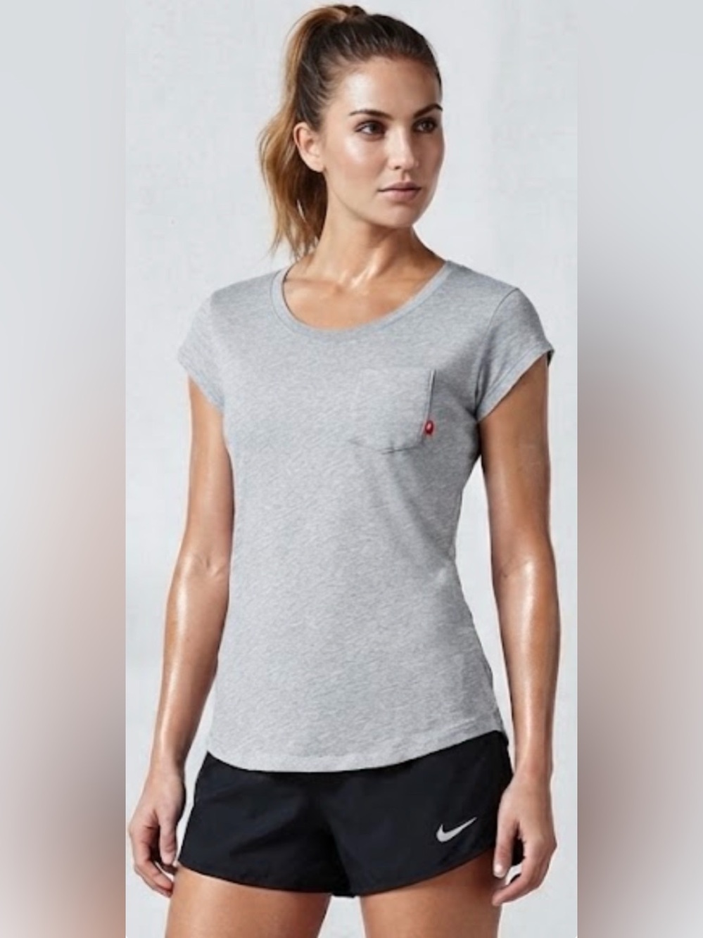Nike Pocket Tee Grey Heather Cap Sleeve Curved Hem T Shirt Womens XS